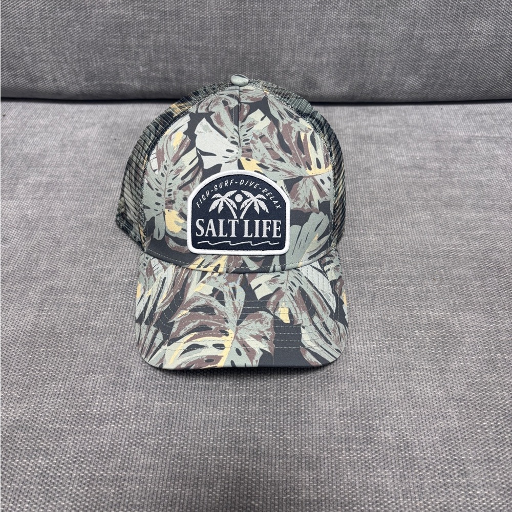 Salt Life Leaf Pattern Mesh Cap